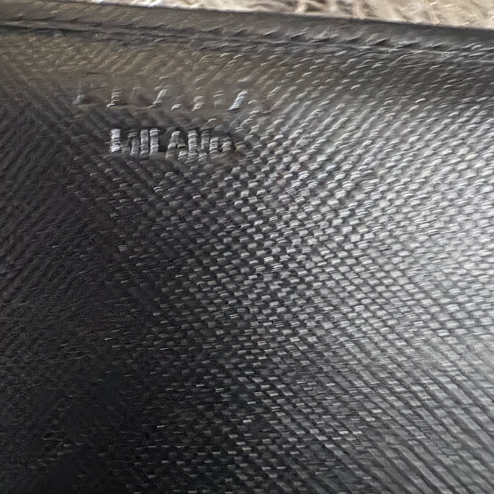 Prada Black Wallet - Picture 4 of 6